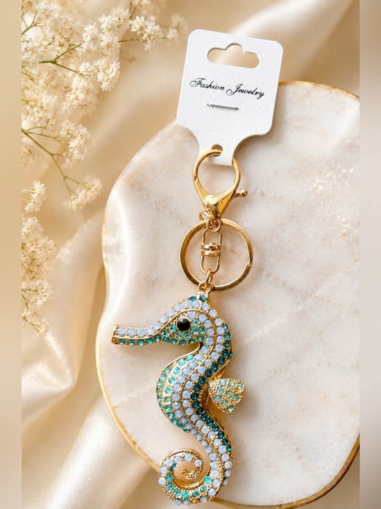 Unbranded Accessories - Coastal Beach Rhinestone Seahorse Bag Charm/Keychain. Brand new!
